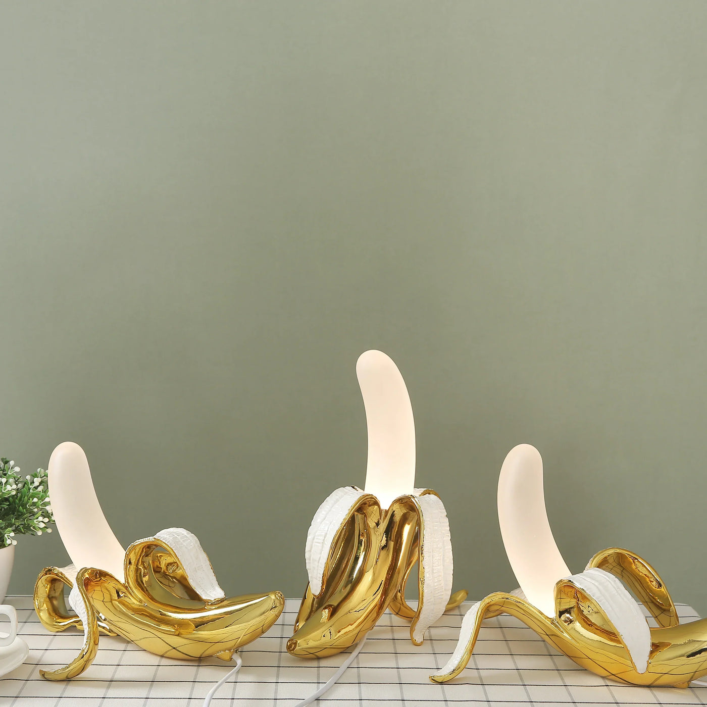 GlowNight | Playful Banana Lamp for Creative Spaces